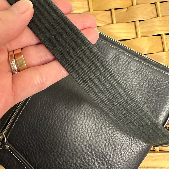 Coach Black Pebble Leather Crossbody Bag Silver Hardware Minimalist Luxe EUC - Picture 6 of 8